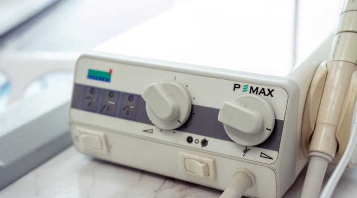 컴퓨터를 이용한 최신 3D 디지털 기술!